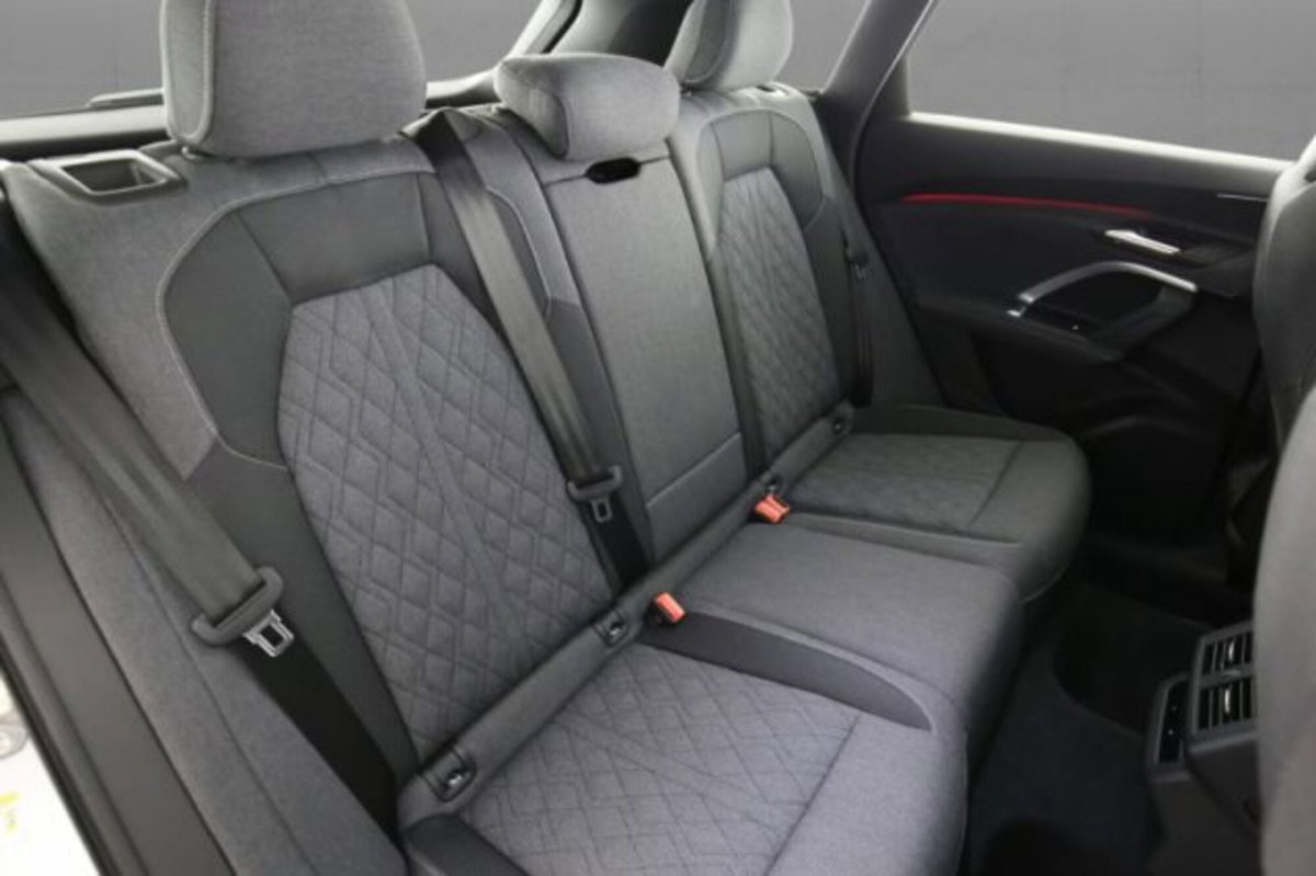 Audi Q5 40 2.0 tdi mhev 12V S line quattro s-tronic (8)