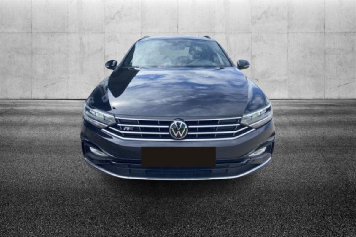 Volkswagen Passat Variant 2.0 TDI SCR 122 CV EVO DSG Business (4)