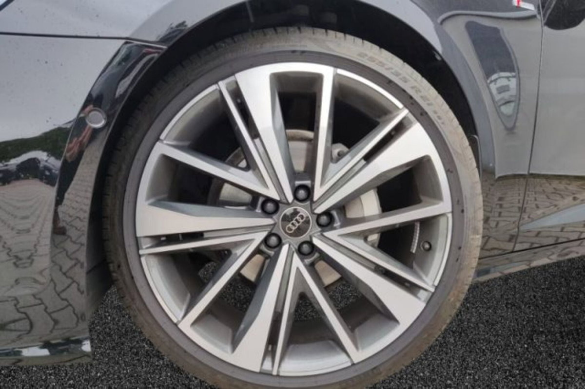 Audi A6 Avant 40 2.0 TDI quattro ultra S tronic Business (8)