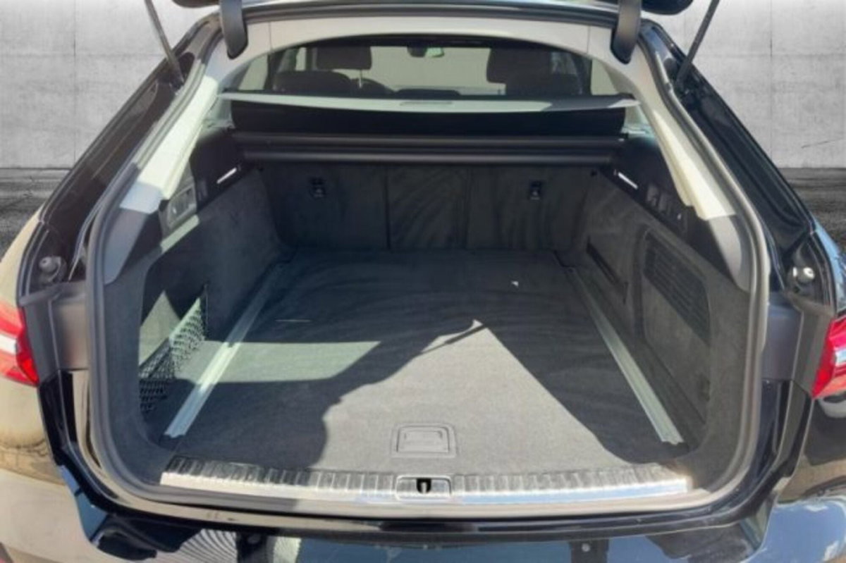 Audi A6 Avant 35 2.0 TDI S tronic Business Sport (8)