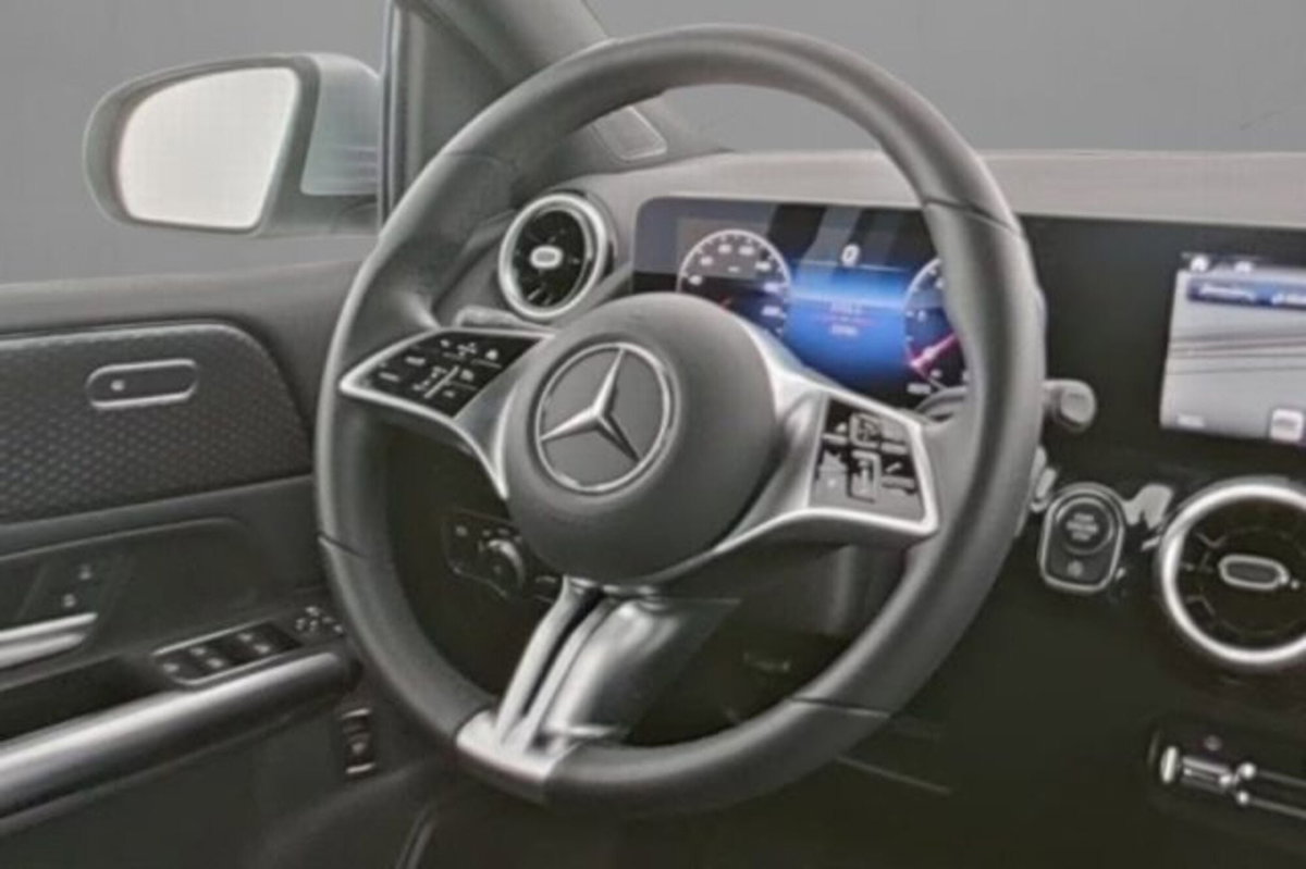 Mercedes-Benz Classe B 180 d Automatic Premium (7)