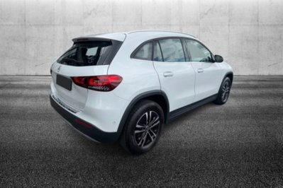 Mercedes-Benz GLA SUV 200 d Automatic Executive (2)