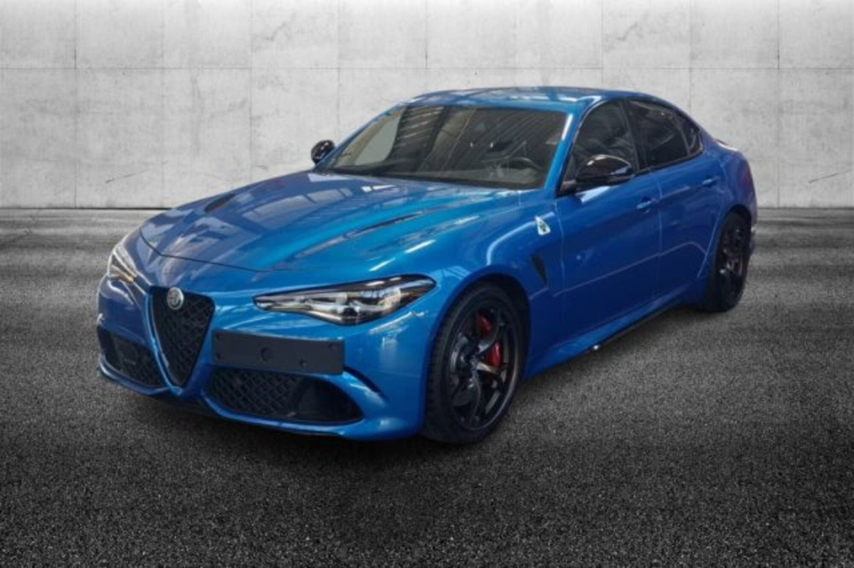 Alfa Romeo Giulia 2.9 T V6 AT8 Quadrifoglio
