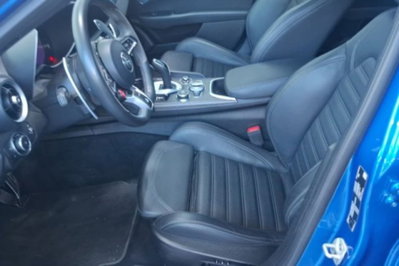 Alfa Romeo Giulia 2.9 T V6 AT8 Quadrifoglio (7)