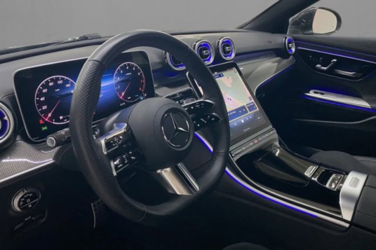 Mercedes-Benz CLE Cabrio 200 AMG Line Advanced Plus auto (7)