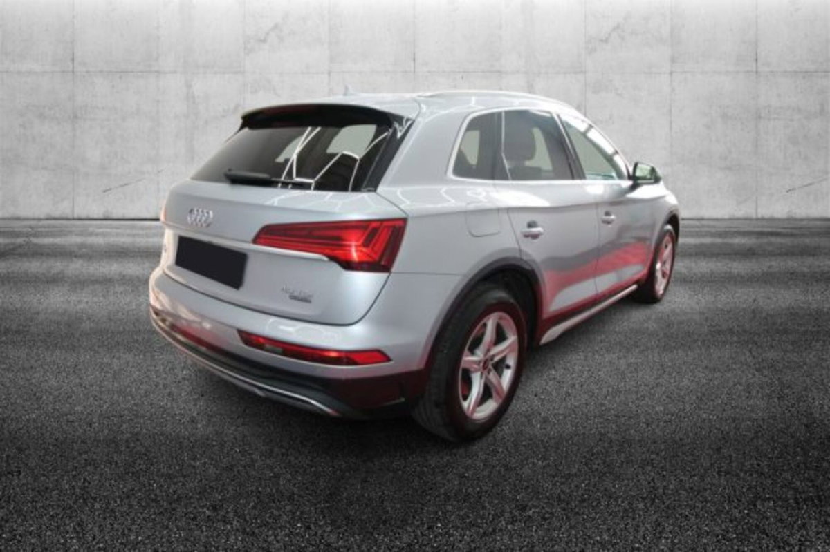 Audi Q5 40 TDI 204 CV quattro S tronic Business (3)