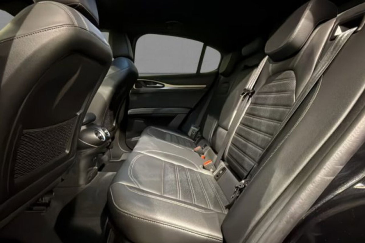 Alfa Romeo Stelvio Stelvio 2.2 Turbodiesel 210 CV AT8 Q4 Veloce (7)