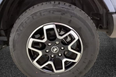 Ford Bronco 2.7 ecoboost V6 Outer Banks 4x4 335cv auto (4)