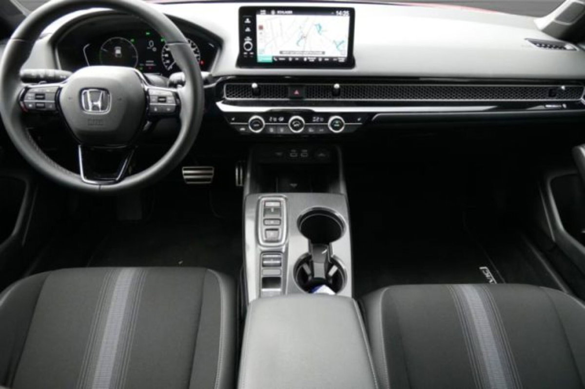 Honda Civic 2.0 hev Sport ecvt (4)