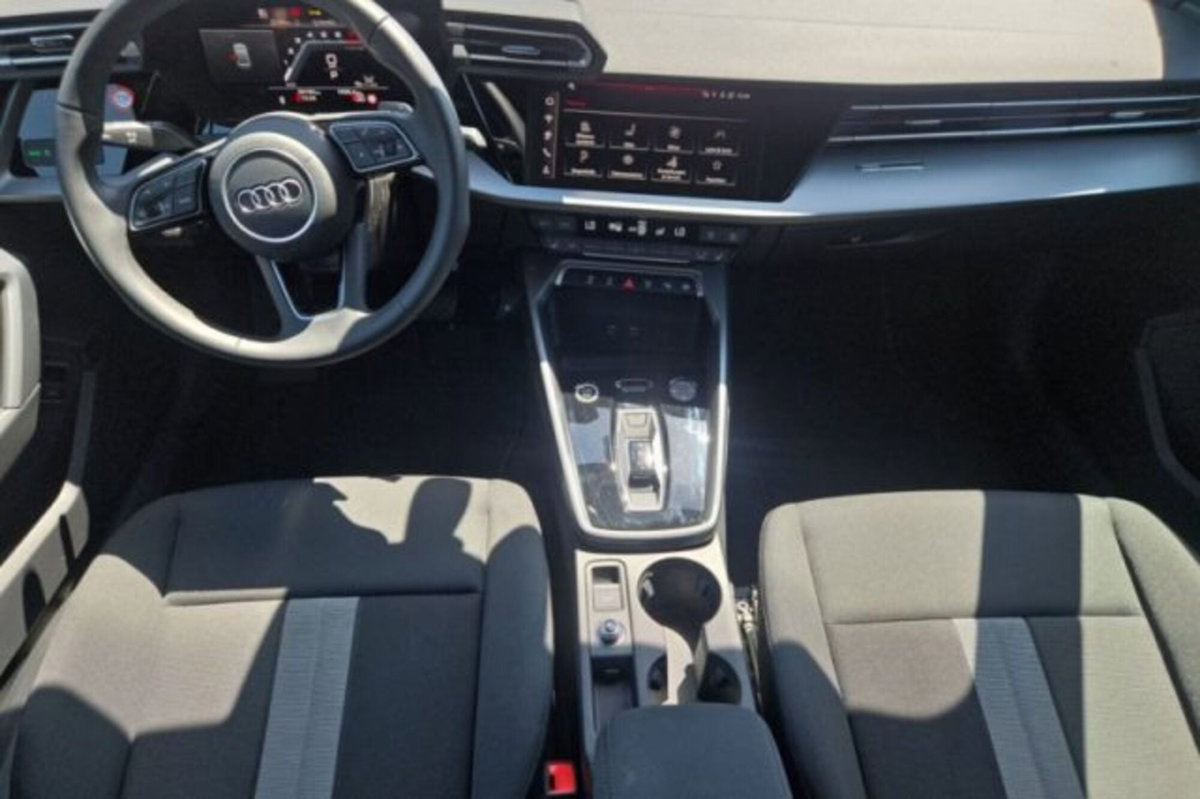 Audi A3 Sedan 35 TFSI S tronic Business Advanced (6)