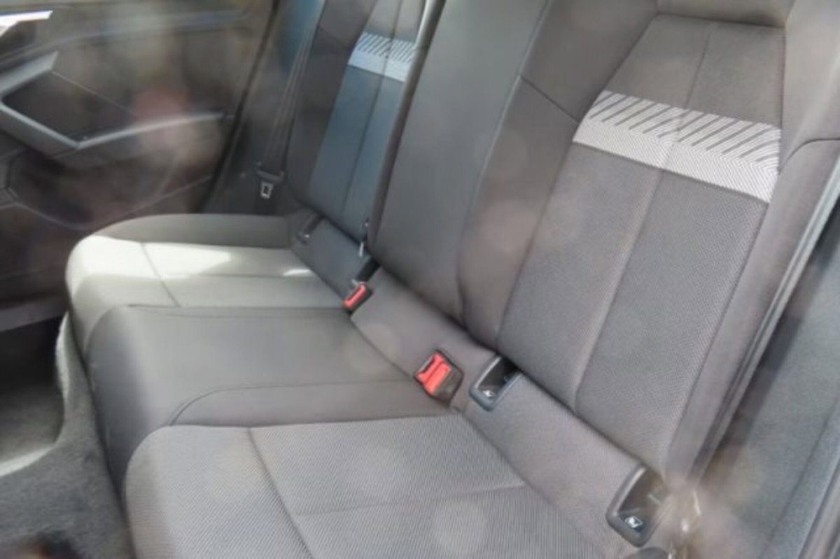 Audi A3 Sedan 35 TFSI S tronic Business Advanced (5)