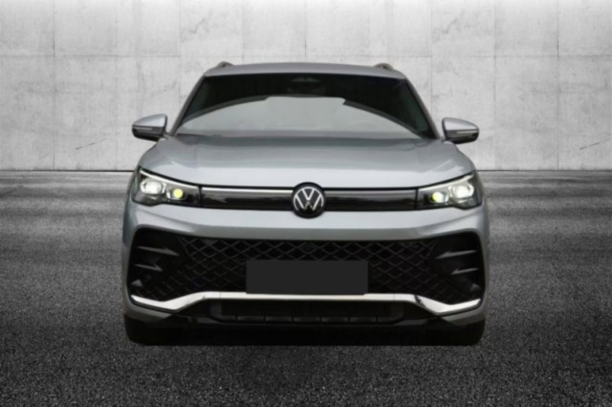 Volkswagen Tiguan Allspace 2.0 tdi R-Line 150cv dsg (2)