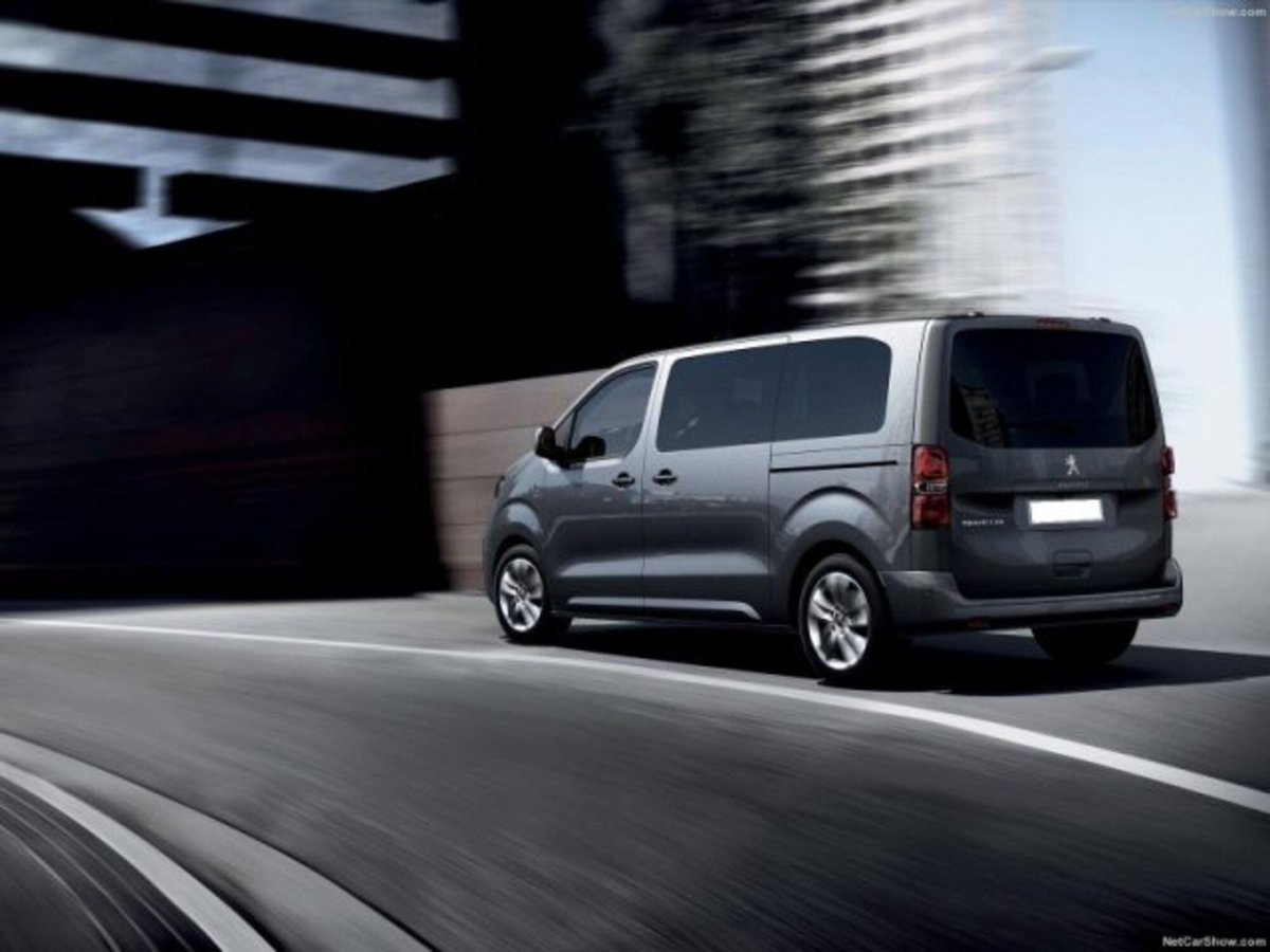Peugeot Traveller M1 long 2.2 Bluehdi 180cv S&S Business vip eat8