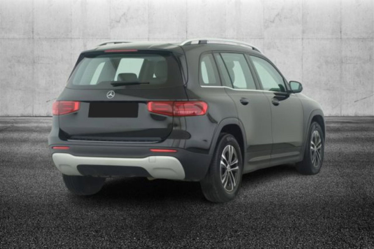 Mercedes-Benz GLB 180 d Progressive Advanced Plus auto (2)