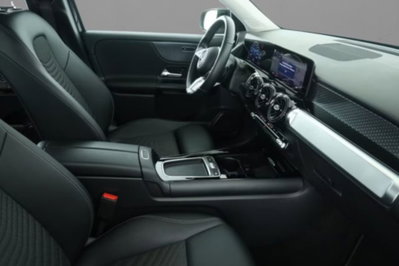 Mercedes-Benz GLB 180 d Progressive Advanced Plus auto (7)