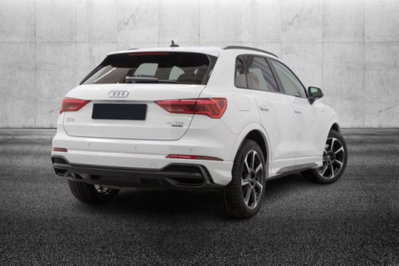 Audi Q3 40 TDI quattro S tronic Business (2)