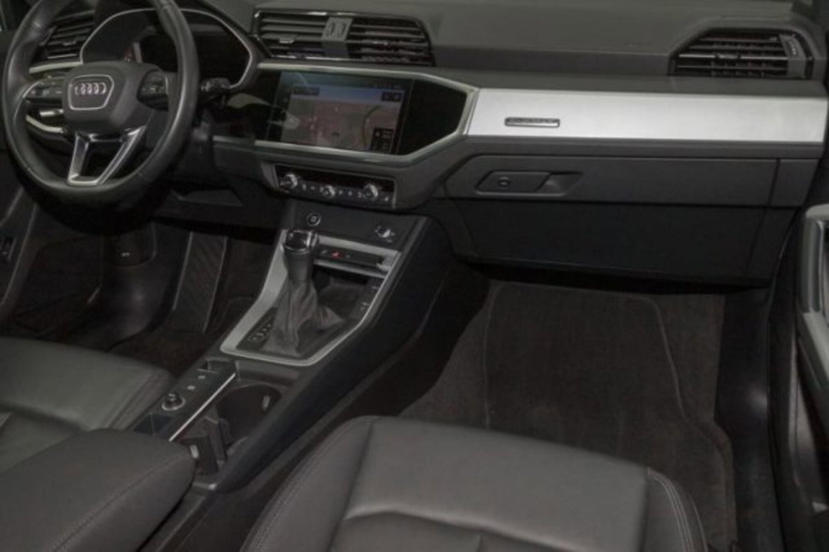 Audi Q3 40 TDI quattro S tronic Business (3)