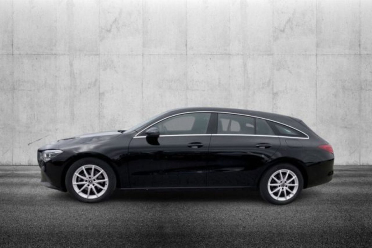 Mercedes-Benz CLA Shooting Brake 200 d Automatic Shooting Brake Business (4)