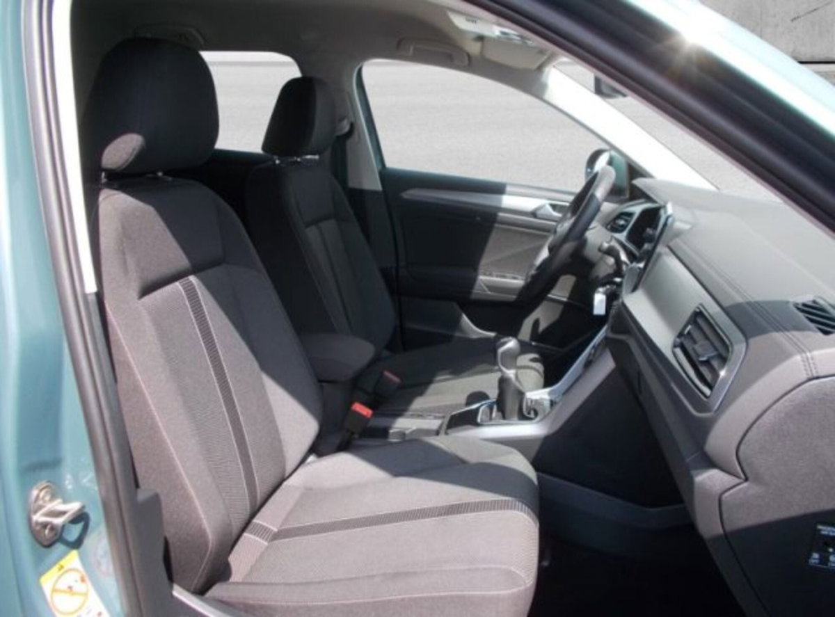 Volkswagen T-Roc 1.0 tsi Life 115cv (7)