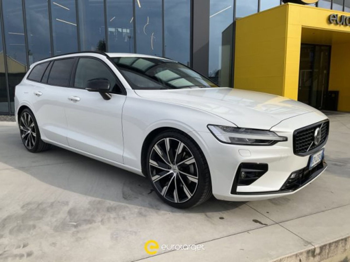 Volvo V60 B4 automatico Plus Dark