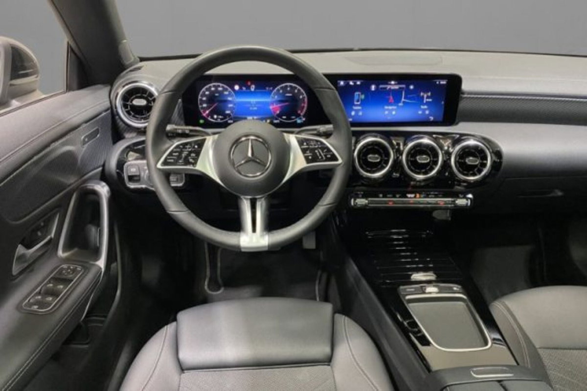 Mercedes-Benz CLA Shooting Brake 180 Progressive Advanced auto (7)