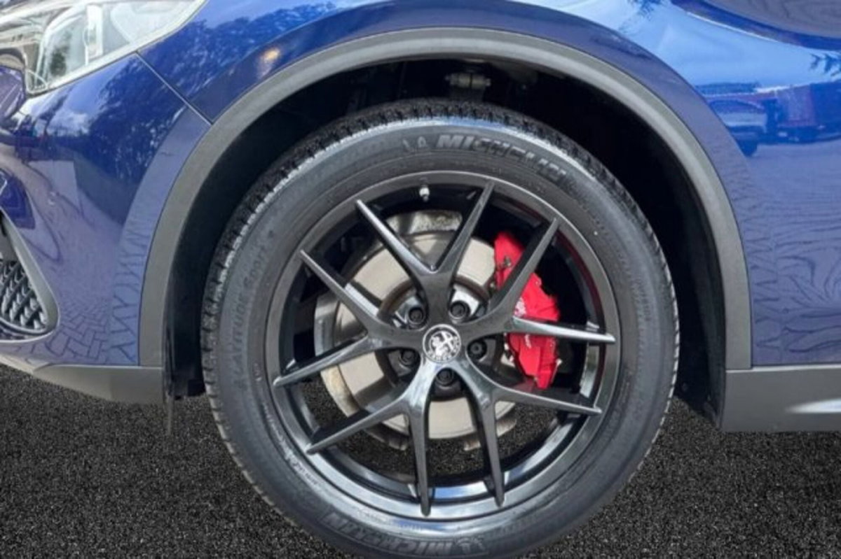 Alfa Romeo Stelvio Stelvio 2.0 Turbo 200 CV AT8 Q4 Sprint (8)