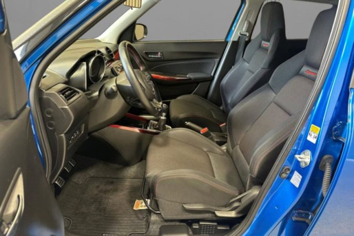 Suzuki Swift 1.4h Sport 2wd (7)