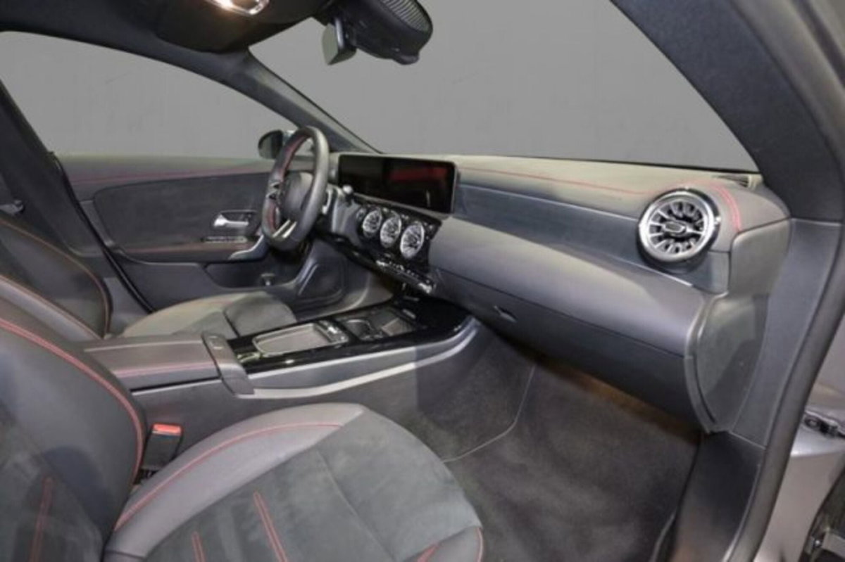 Mercedes-Benz CLA Shooting Brake 180 AMG Line Advanced Plus auto (7)