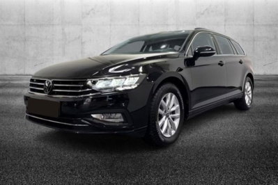 Volkswagen Passat Variant 2.0 TDI SCR EVO DSG Business usata