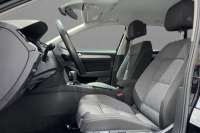 Volkswagen Passat Variant 2.0 TDI SCR EVO DSG Business (7)