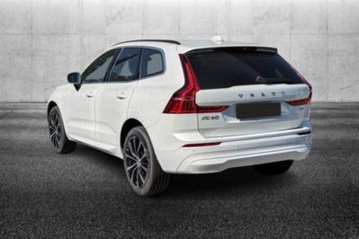 Volvo XC60 B4 automatico Core (2)