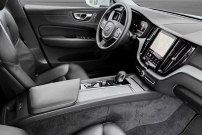 Volvo XC60 B4 automatico Core (4)