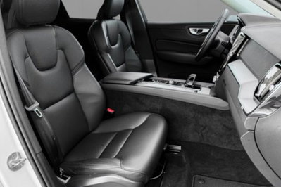 Volvo XC60 B4 automatico Core (5)