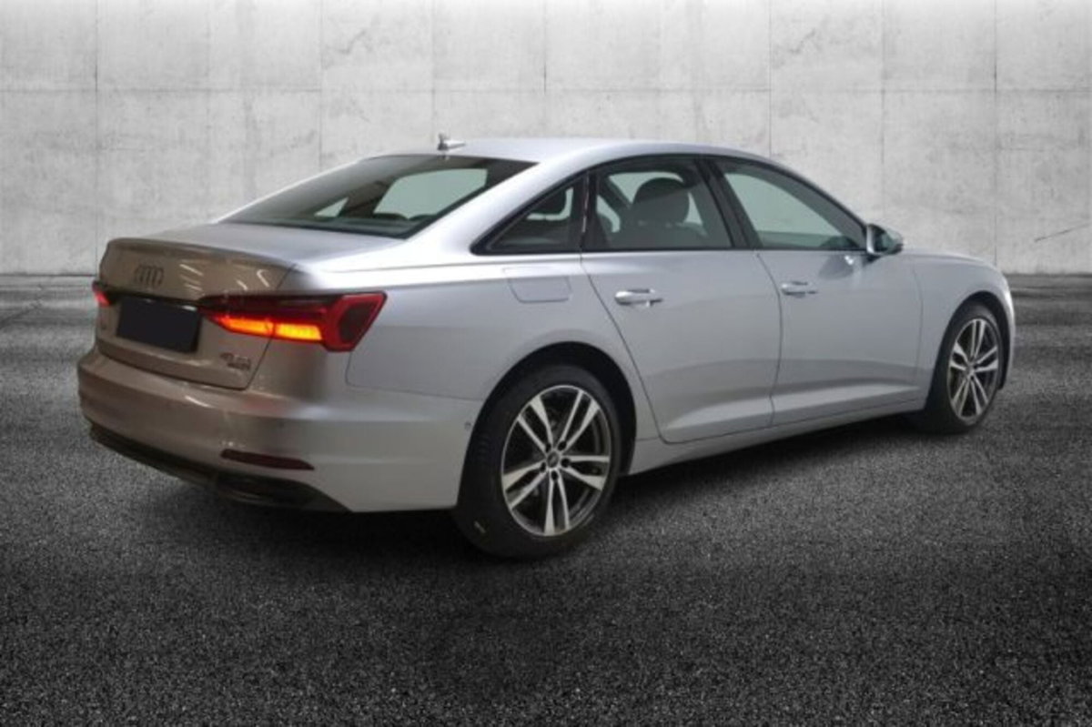 Audi A6 40 2.0 TDI quattro ultra S tronic Business Sport (4)