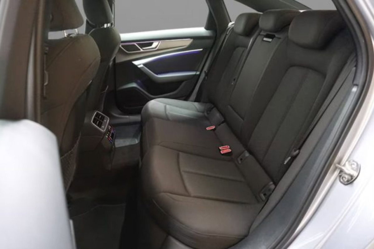 Audi A6 40 2.0 TDI quattro ultra S tronic Business Sport (8)
