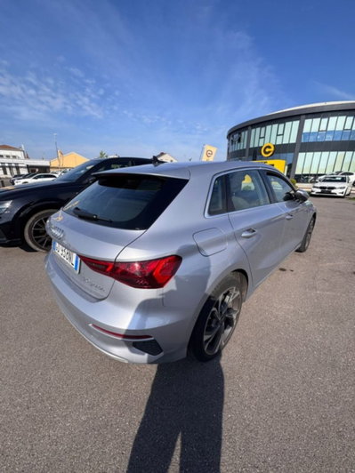 Audi A3 Sportback 30 g-tron S tronic Business Advanced (4)