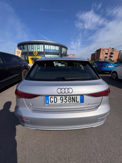 Audi A3 Sportback 30 g-tron S tronic Business Advanced (6)