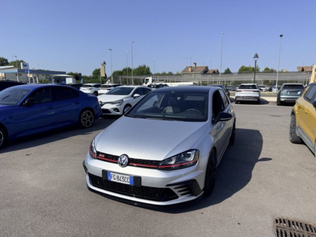 Volkswagen Golf GTI Clubsport 2.0 TSI DSG 3p. BlueMotion Technology (2)