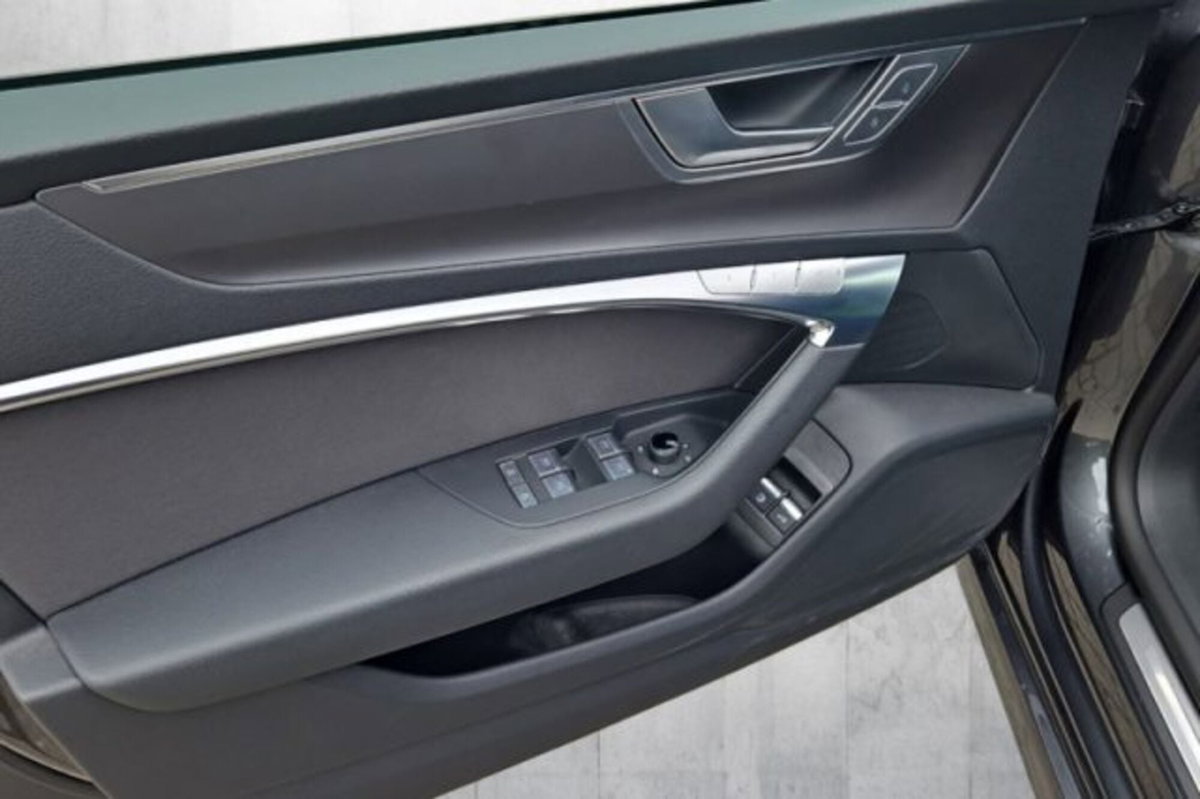 Audi A7 Sportback 45 2.0 TFSI quattro ultra S tronic (8)