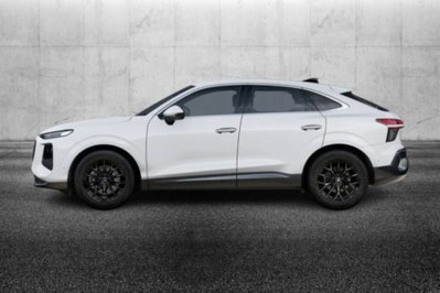Audi Q3 Sportback 2.0 tfsi S line edition quattro 204cv s-tronic (3)