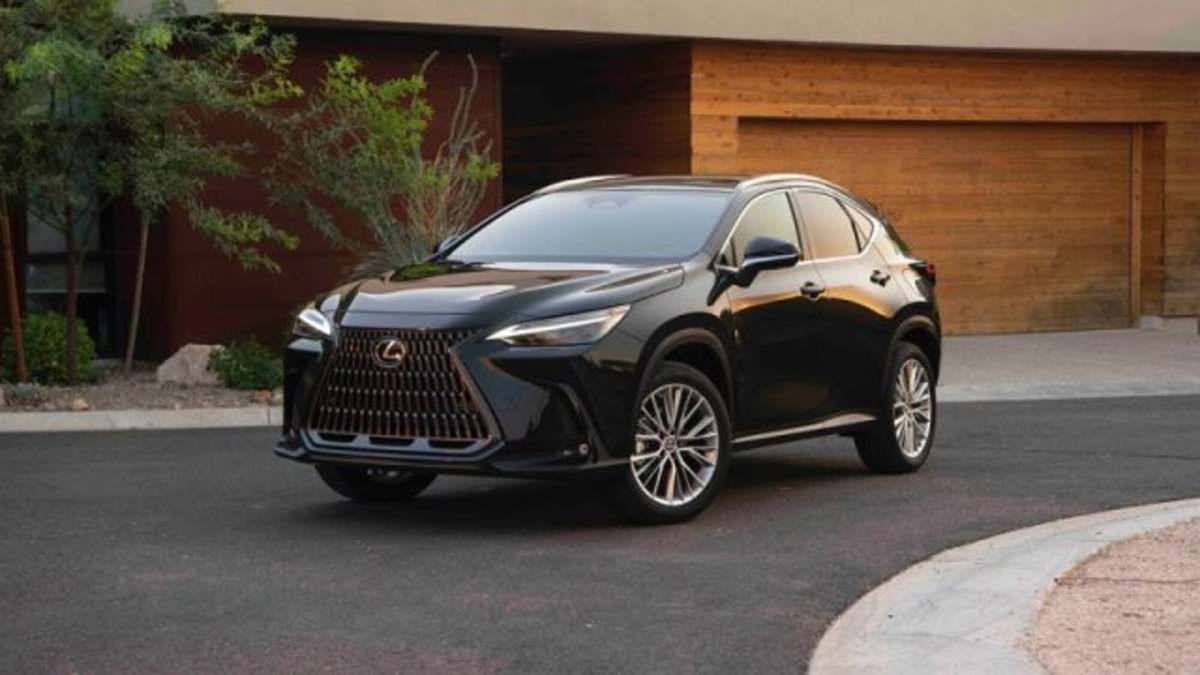 Lexus NX Plug-in 4WD Premium (5)
