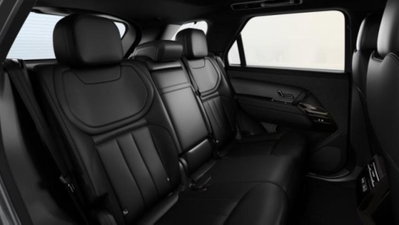 Land Rover Range Rover Sport 3.0D l6 300 CV HSE Dynamic Stealth nuova