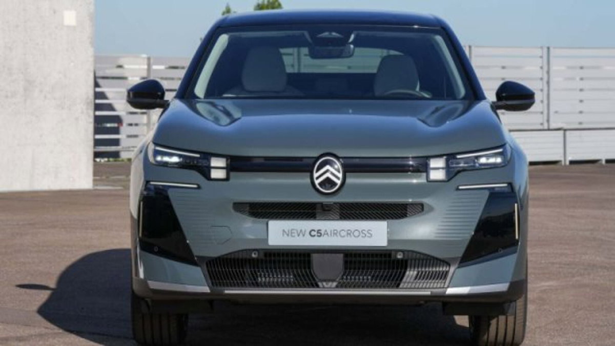 Citroen C5 Aircross Aircross 1.2 hybrid You 136cv e-dcs6 (3)