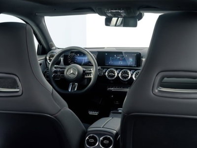 Mercedes-Benz Classe A 250 e phev AMG Line Premium Plus auto (7)