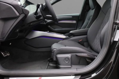 Audi A4 Avant 40 TDI S tronic S line edition (7)