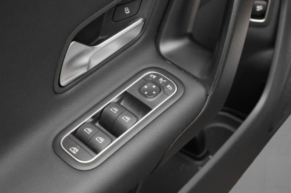 Mercedes-Benz CLA Shooting Brake 200 Progressive Advanced auto (7)