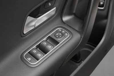 Mercedes-Benz CLA Shooting Brake 200 Progressive Advanced auto (7)