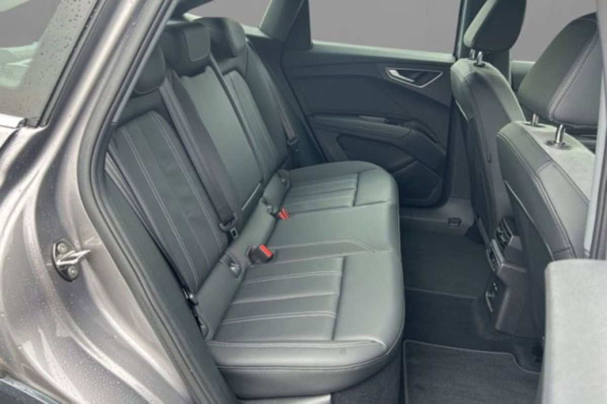 Audi Q4 Sportback Q4 50 e-tron quattro Business Advanced (8)