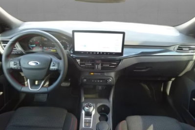 Ford Focus 1.5 EcoBlue 115 CV automatico 5p. ST-Line Style (8)