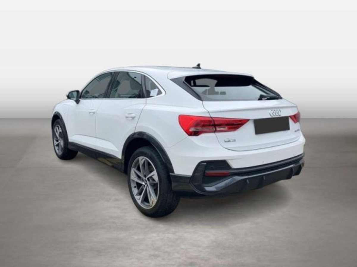 Audi Q3 Sportback 45 TFSI e S tronic S line edition (2)
